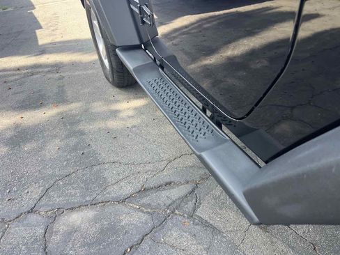 Used 2014 Jeep Wrangler Sport w/ Quick Order Package 24S AWD/4WD image 20