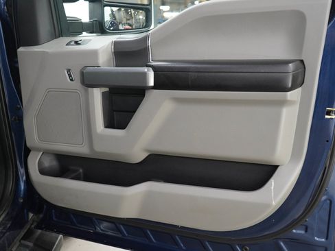 Used 2018 Ford F150 XLT w/ Equipment Group 301A Mid AWD/4WD image 9