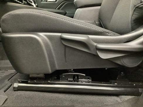 New 2026 GMC Canyon Elevation w/ Convenience Package image 15