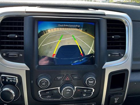 Used 2018 RAM 1500 Big Horn AWD/4WD image 14