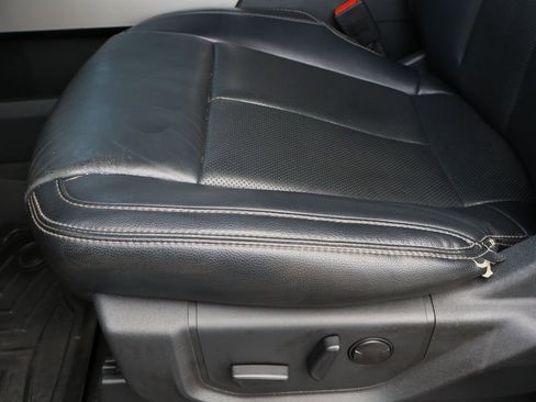 Used 2022 Ford F350 Lariat w/ Lariat Value Package image 20