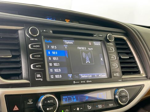 Used 2018 Toyota Highlander Limited Platinum w/ Protection Package #3 image 15