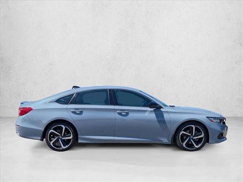 Used 2021 Honda Accord Sport image 4