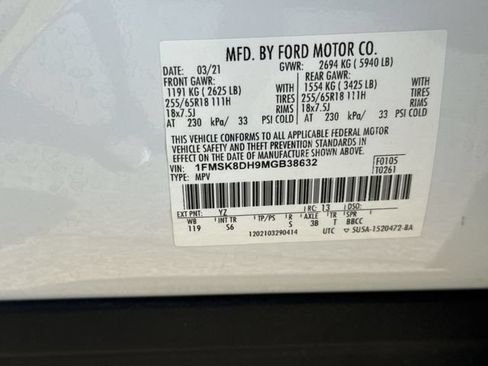 Used 2021 Ford Explorer XLT w/ Equipment Group 202A AWD/4WD image 41