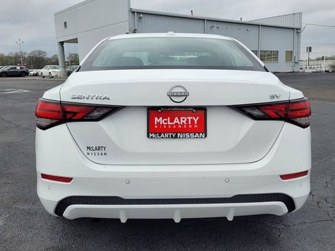 Used 2024 Nissan Sentra SV FWD image 4