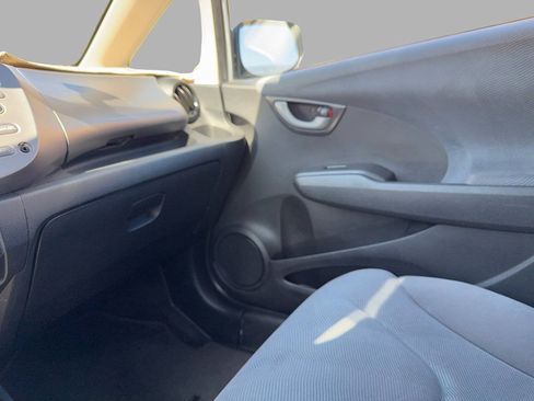 Used 2012 Honda Fit image 36
