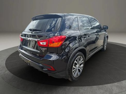 Used 2018 Mitsubishi Outlander Sport SE AWD/4WD image 5