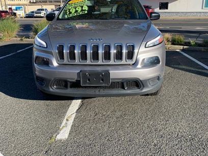 Used 2016 Jeep Cherokee Sport
