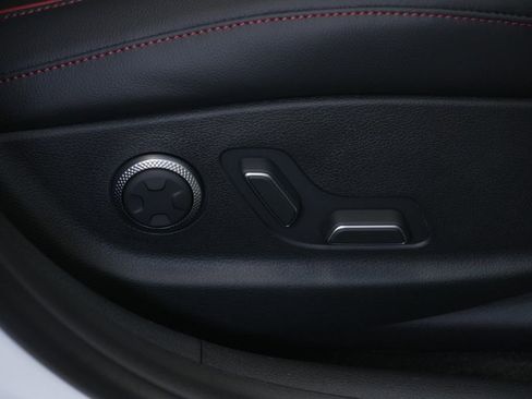 Used 2025 Genesis G80 3.5T Sport image 37