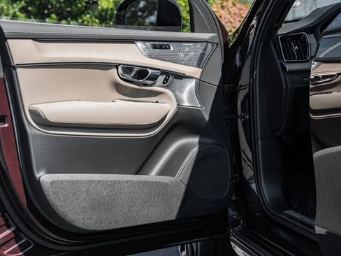 New 2026 Volvo XC90 B6 Ultra w/ Lounge Package image 34