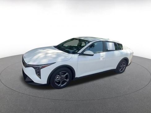 Used 2025 Kia K4 FWD image 10