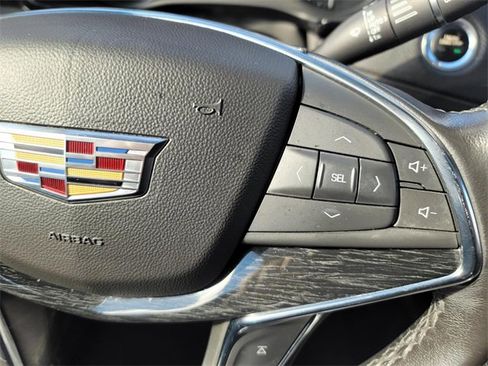 Used 2020 Cadillac XT5 Premium Luxury image 16