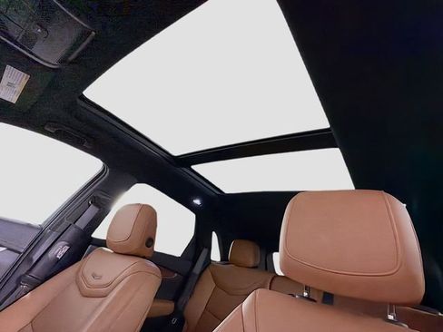 Used 2020 Cadillac XT5 Premium Luxury AWD/4WD image 15