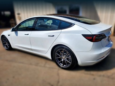 Used 2021 Tesla Model 3 Long Range AWD/4WD image 11