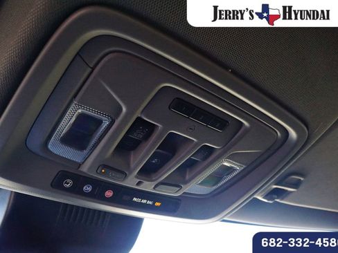 Used 2025 GMC Sierra 1500 Denali w/ Denali Reserve Package image 16