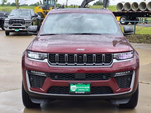New 2026 Jeep Grand Cherokee L Limited w/ Luxury Tech Group II RWD image 3