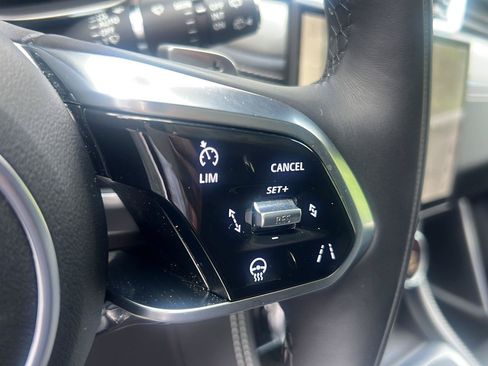 Used 2026 Jaguar F-PACE R-Dynamic S AWD/4WD image 12
