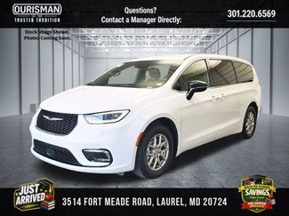 Used 2025 Chrysler Pacifica Limited FWD video 1