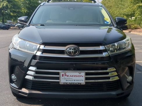 Used 2018 Toyota Highlander Limited Platinum AWD/4WD image 8