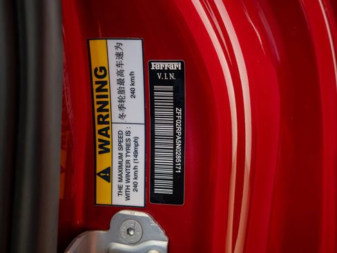 Used 2022 Ferrari Portofino M RWD image 31