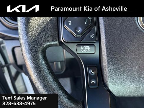 Used 2022 Toyota Tacoma SR image 11