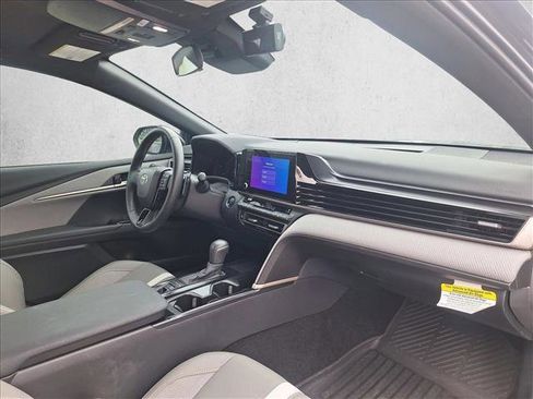 Certified 2025 Toyota Camry SE FWD image 18