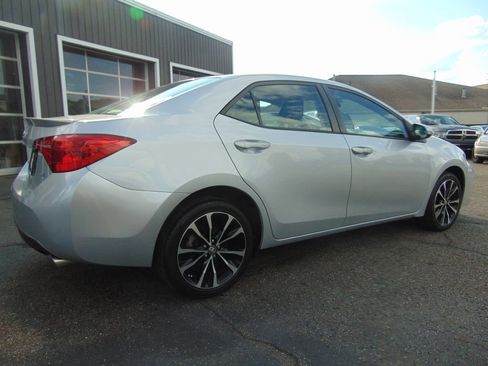 Used 2017 Toyota Corolla SE image 9