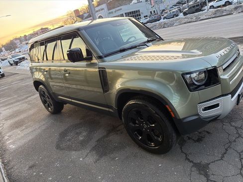 Used 2024 Land Rover Defender 110 S image 2