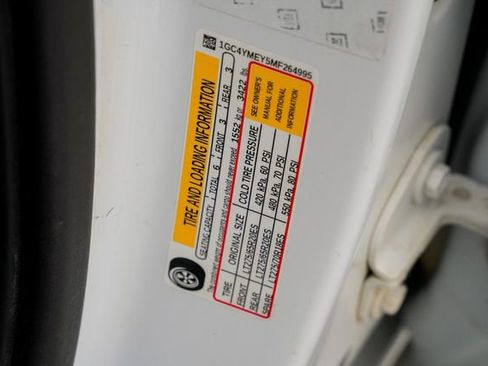 Used 2021 Chevrolet Silverado 2500 Custom w/ Custom Value Package image 51