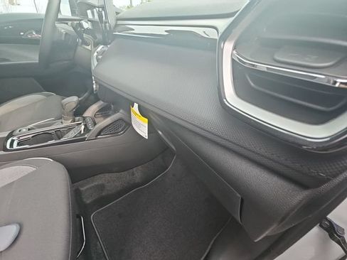 New 2026 Chevrolet TrailBlazer LS w/ LS Convenience Package FWD image 31