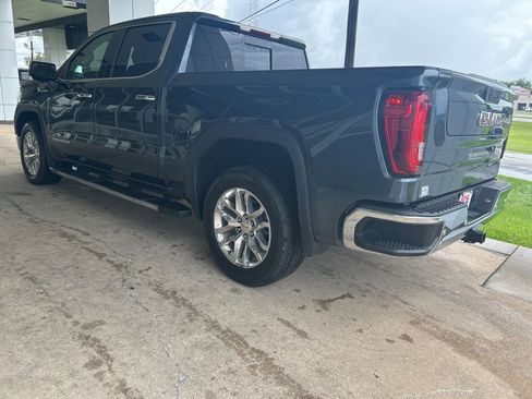 Used 2020 GMC Sierra 1500 SLT RWD image 5