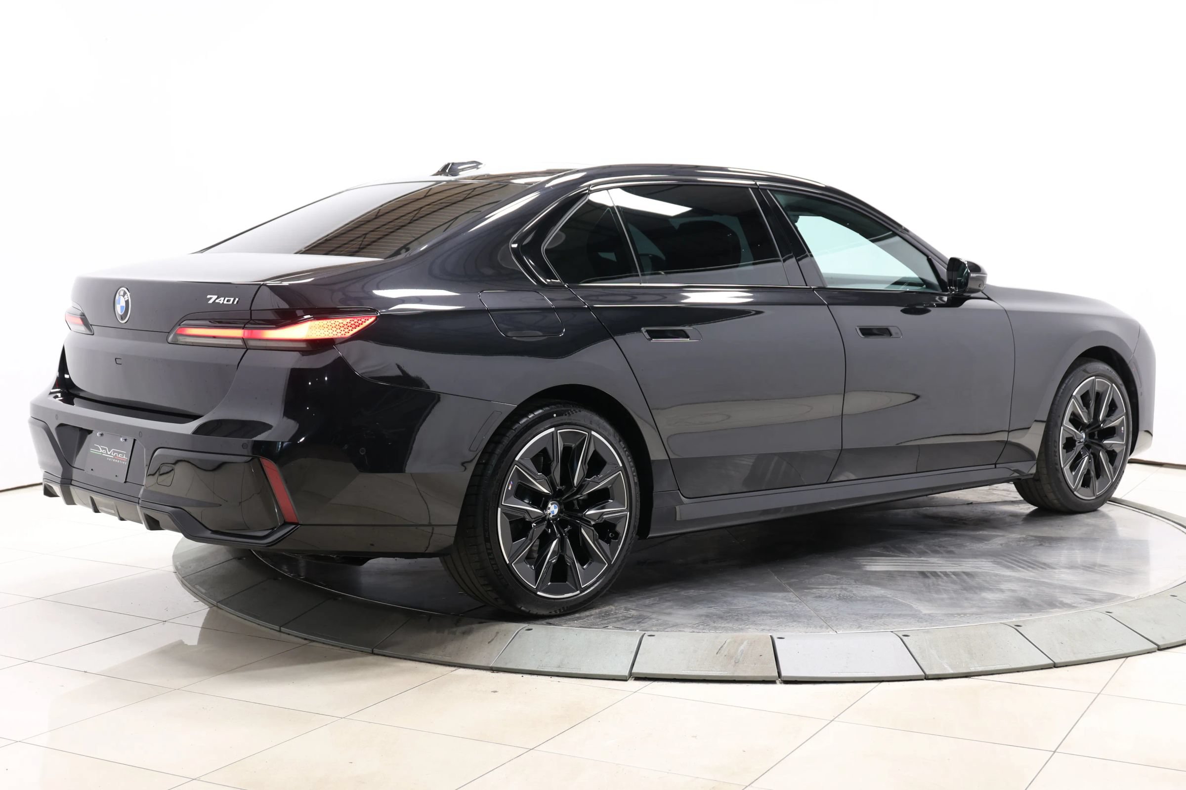 Used 2025 BMW 740i RWD image 75
