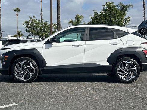 Certified 2026 Hyundai Kona SEL Premium FWD image 7