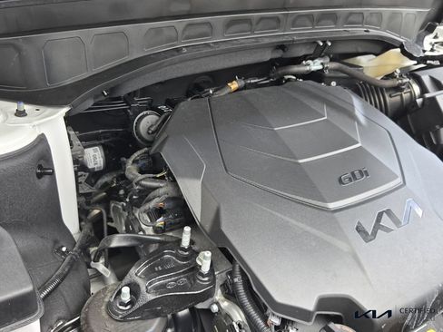 Certified 2024 Kia Telluride S FWD image 17