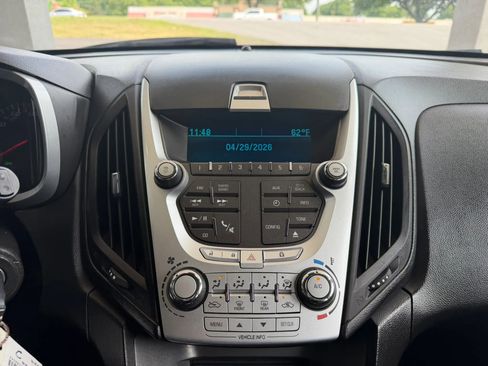 Used 2015 Chevrolet Equinox LS FWD image 16