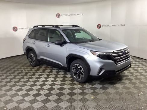 Used 2026 Subaru Forester Premium AWD/4WD image 3