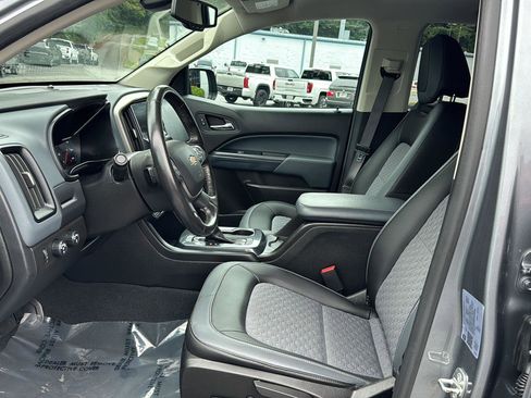 Used 2022 Chevrolet Colorado Z71 image 13
