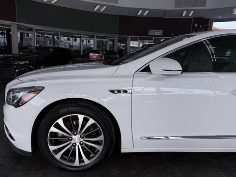 Used 2017 Buick LaCrosse Essence image 21