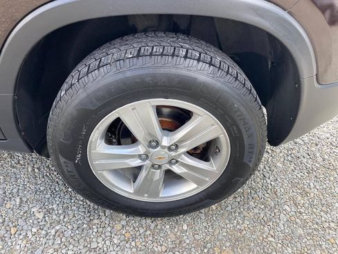 Used 2015 Chevrolet Trax LT w/ LT Plus Package AWD/4WD image 27