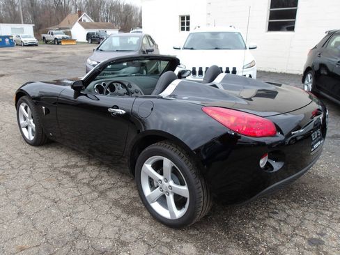 Used 2006 Pontiac Solstice Base 2dr Convertible w/ Premium Package image 15