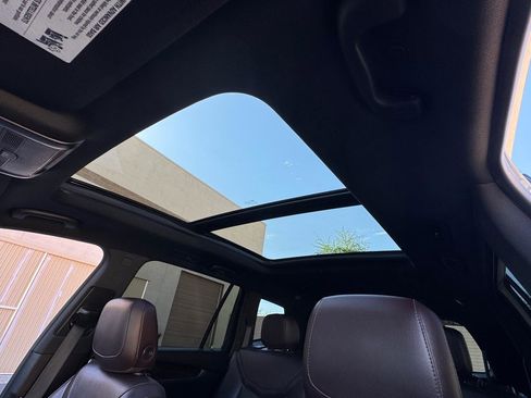 Used 2020 Cadillac XT6 Premium Luxury FWD image 51