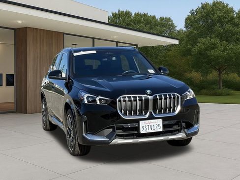 Used 2025 BMW X1 xDrive28i w/ Technology Package image 10
