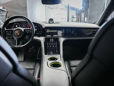 Used 2020 Porsche Taycan Turbo AWD/4WD image 25