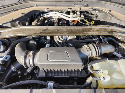 Used 2024 Lincoln Aviator Reserve w/ Equipment Group 201A image 9