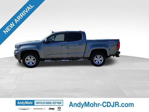 Used 2022 Chevrolet Colorado LT w/ LT Convenience Package AWD/4WD image 4