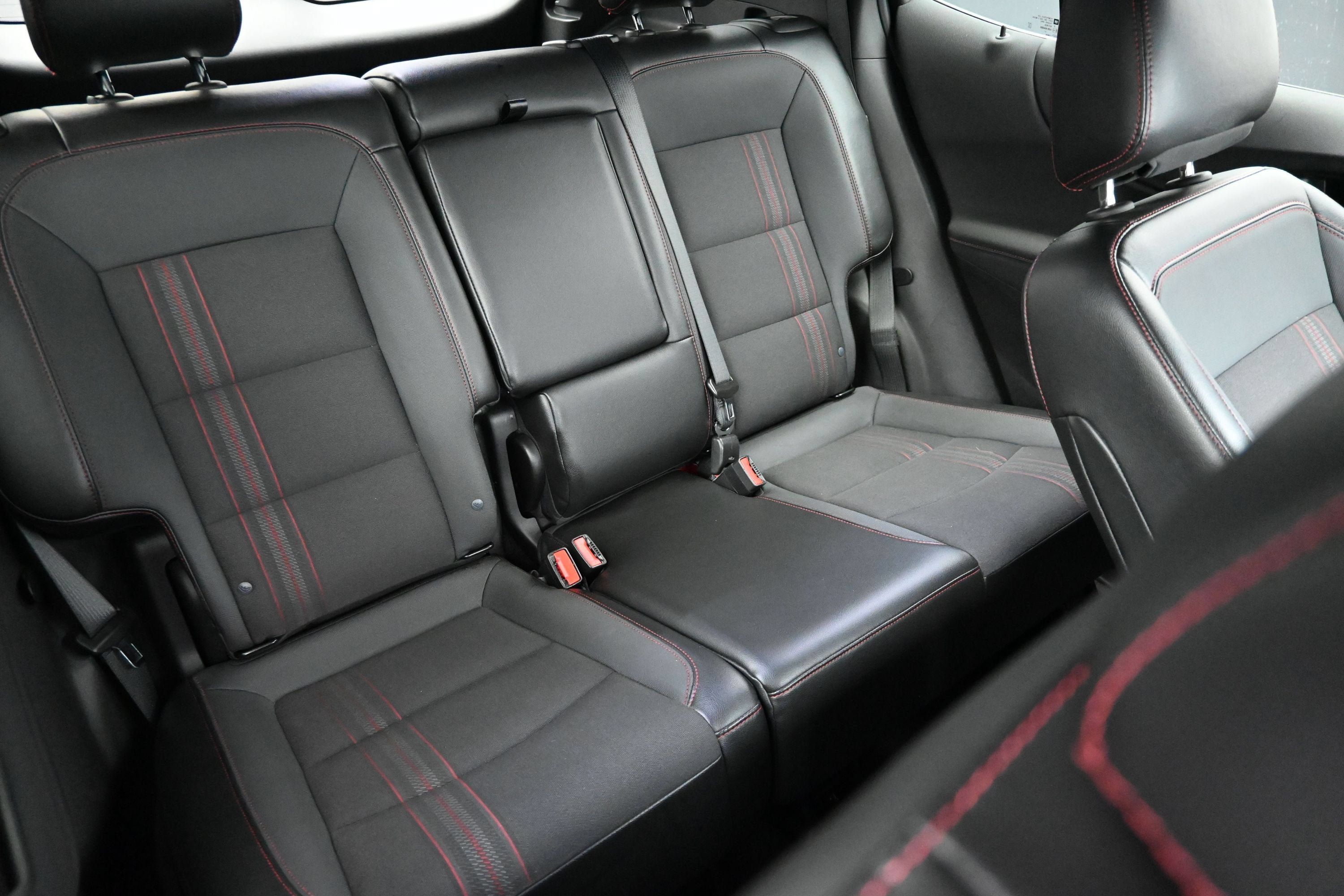 Certified 2023 Chevrolet Equinox RS FWD image 31