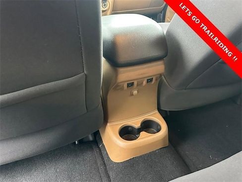 Used 2014 Jeep Wrangler Unlimited Sahara image 20