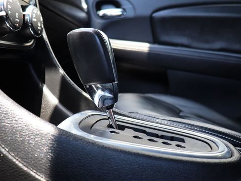 Used 2013 Chrysler 200 Limited FWD image 46
