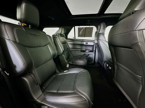 Used 2022 Ford Explorer ST w/ Equipment Group 401A image 33