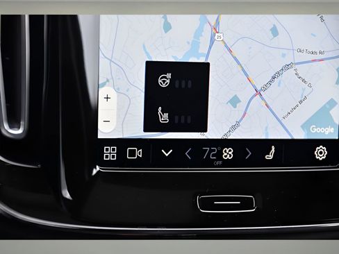 Certified 2025 Volvo XC40 B5 Core w/ Protection Package Premier image 22